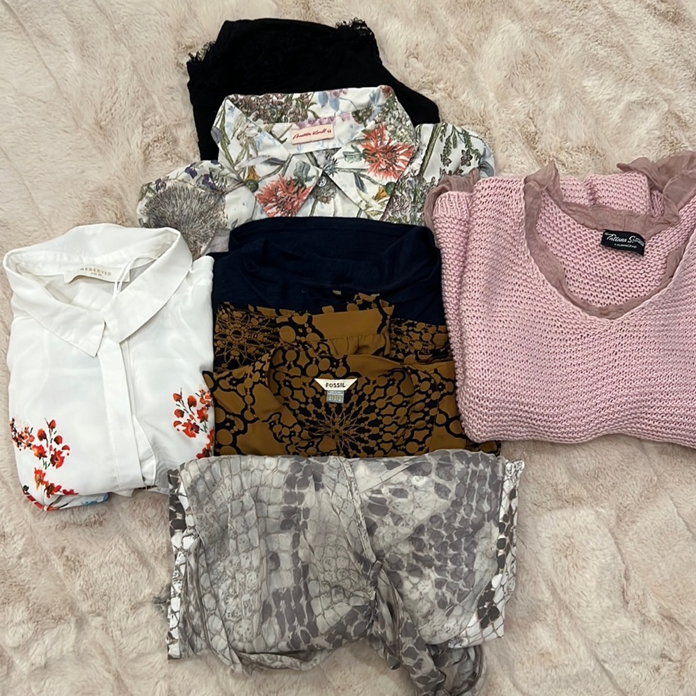 Woman tops bundle of 7. Great quality Viscose linen. Size S